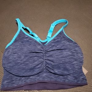 NWT Old navy blue sport bra